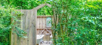 Nydelig Devon hytte, nær Exeter, ligger i 15 hektar med landsbygda