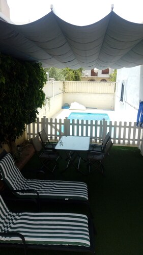 Villa with private pool, terrace and less than 80 meters from the sea