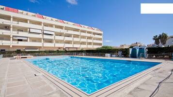 Piscina externa