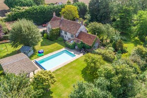 Pool - Swan Cottage, South Creake, Norfolk (Fakenham)