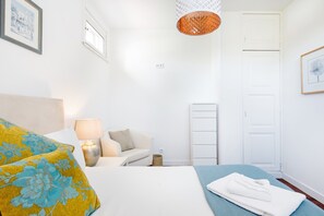 1 chambre, fer et planche à repasser, Wi-Fi, draps fournis