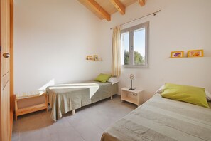 3 camere, una cassaforte in camera, ferro/asse da stiro, Wi-Fi gratuito