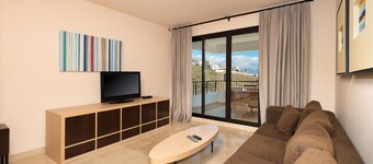 Breathtaken side  seaview Apartment With Parking