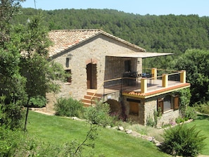 Exterior - PRIVATE POOL, FREE WIFI, IDEAL FOR FAMILIES, ANIMALS, NATURE (Cistella)