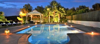 10/15 min/car from the beach! by Weekly Villas. Villa Sitges La Calma,