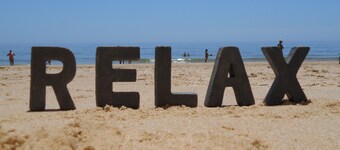 Luxury Spacious Ground Floor Accommodation, 8 Minutes Walk To Town Centre