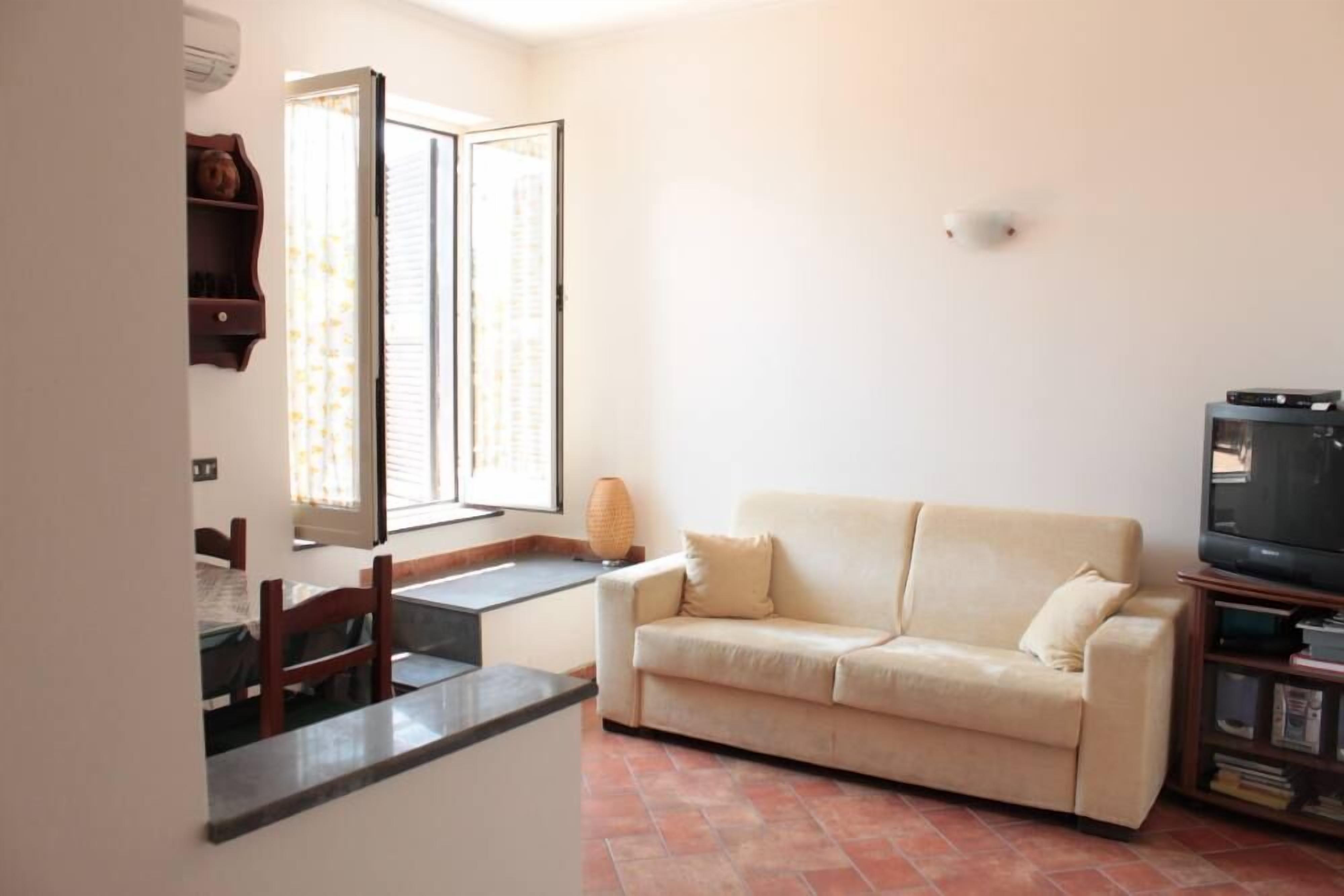 Apartment/ flat - Napoli