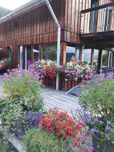 Ylellinen mökki Itävallassa 