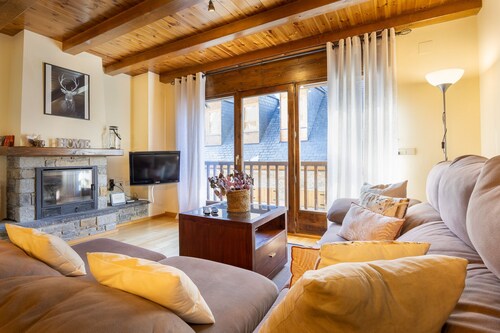 VAL D´UNHOLA-BAGERGUE-BAQUEIRA -Talo