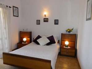 3 Schlafzimmer, Bügeleisen/Bügelbrett, Internetzugang, Bettwäsche