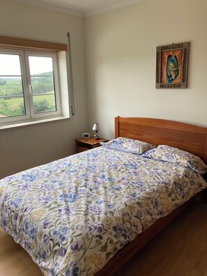 3 chambres, fer et planche Ă repasser, lit parapluie, Wi-Fi gratuit