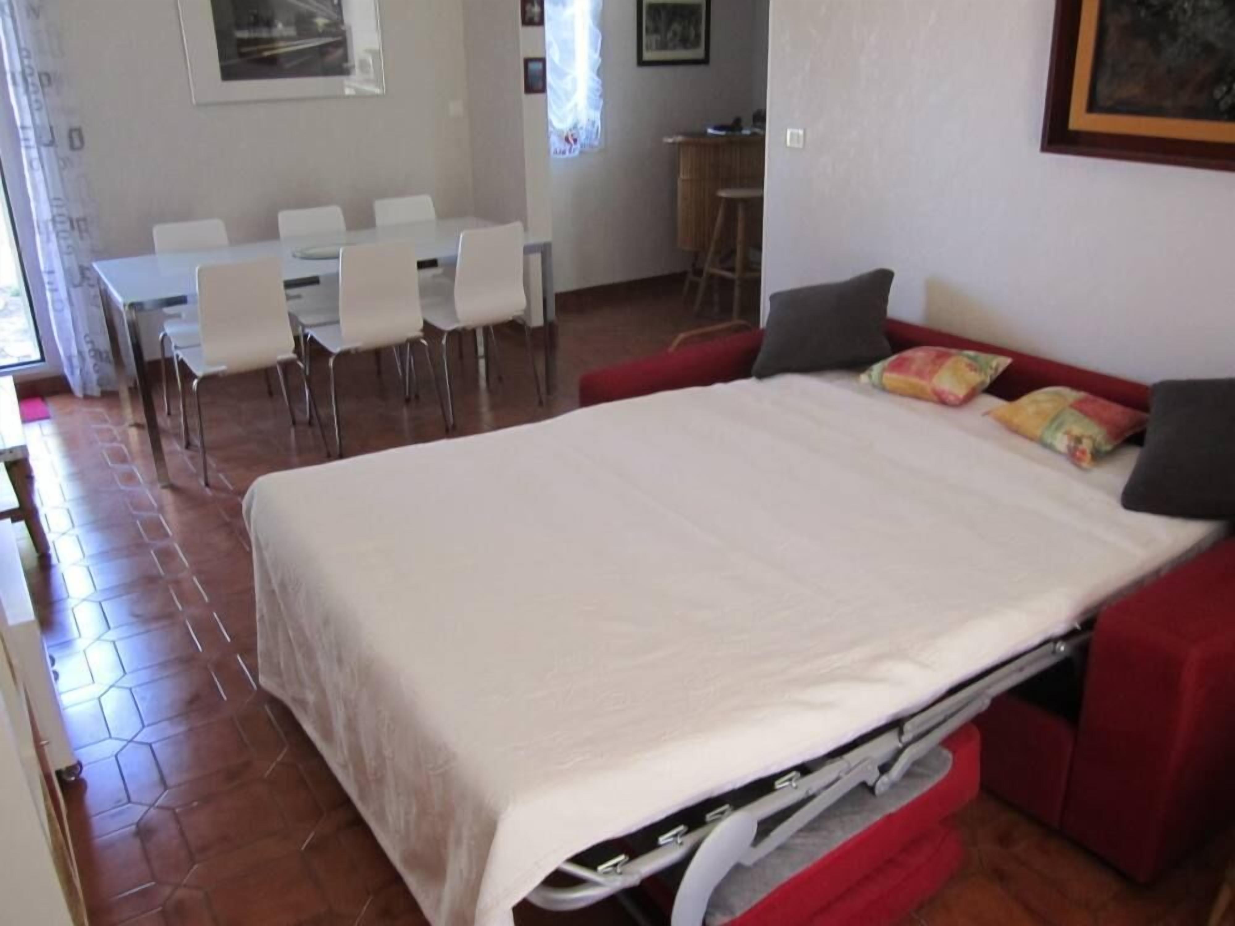 Apartment/ flat - CASSIS