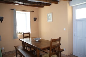 Dining - House / Villa - Trélou sur Marne (Trélou-Sur-Marne)