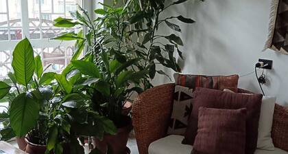 Your home in the heart of bari near beach old town and station