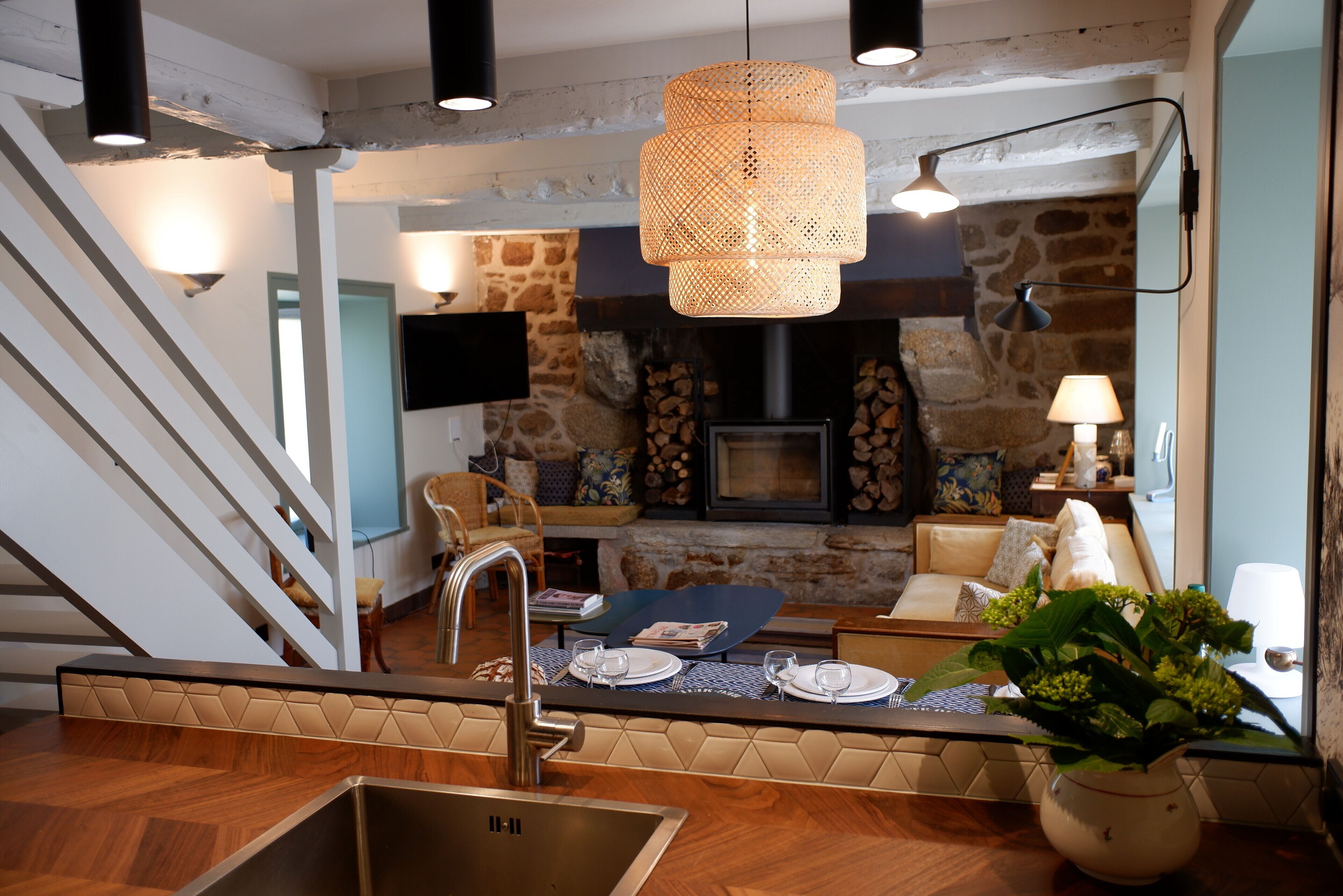 Maison avec terrase et jardin, accès direct à la plage, sauna et jacuzzi