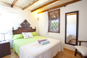 3 habitaciones, tabla de planchar con plancha y wifi gratis