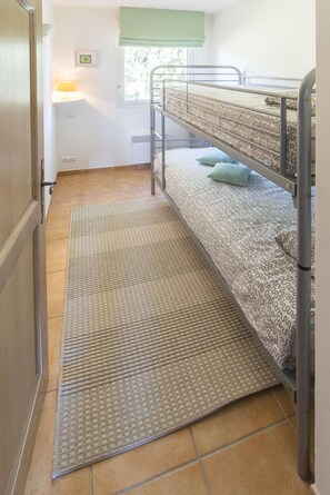 3 habitaciones y caja de seguridad en la habitación