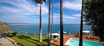 Villa enchanteresse, avec piscine privée et vue imprenable sur l'Etna Vulcano