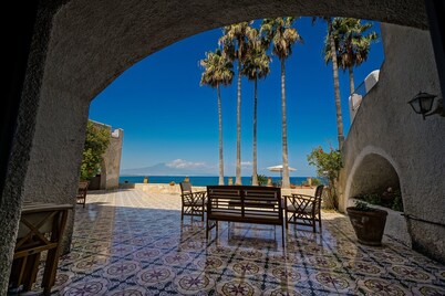 Enchanting Villa, with private pool and enchanting views of Etna Vulcano