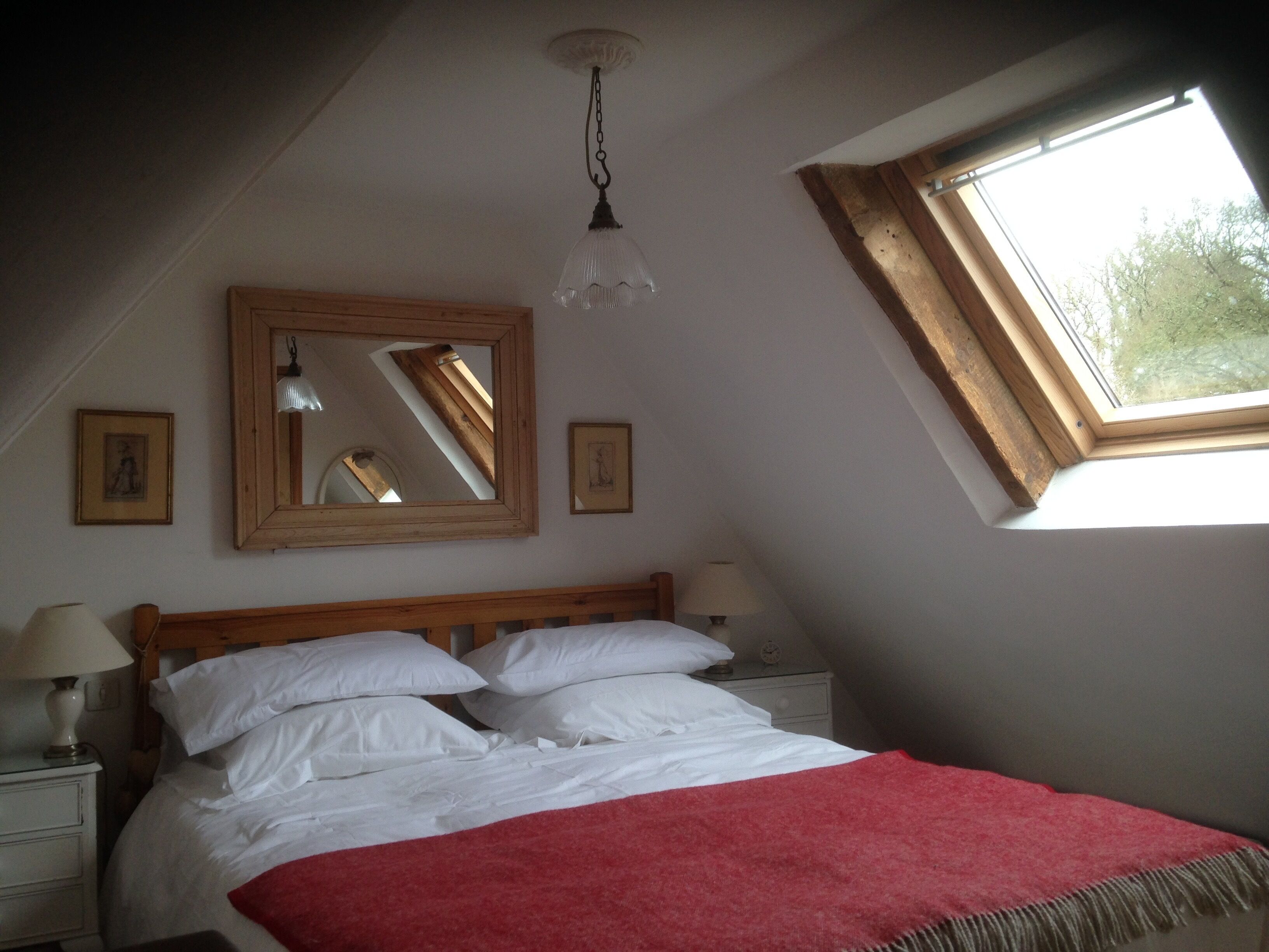 1 chambre, fer et planche à repasser, Wi-Fi, draps fournis