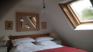 1 makuuhuone, silitysrauta/-lauta, Wi-Fi, vuodevaatteet