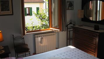 2 Schlafzimmer, Zimmersafe, Bügeleisen/Bügelbrett, kostenloses WLAN