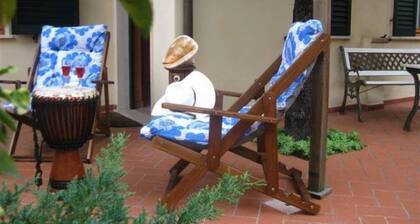 PAOLA'S SHELL, HOUSE OF HONOR IN CENTRAL ZONE A 100 MT FROM THE SEA