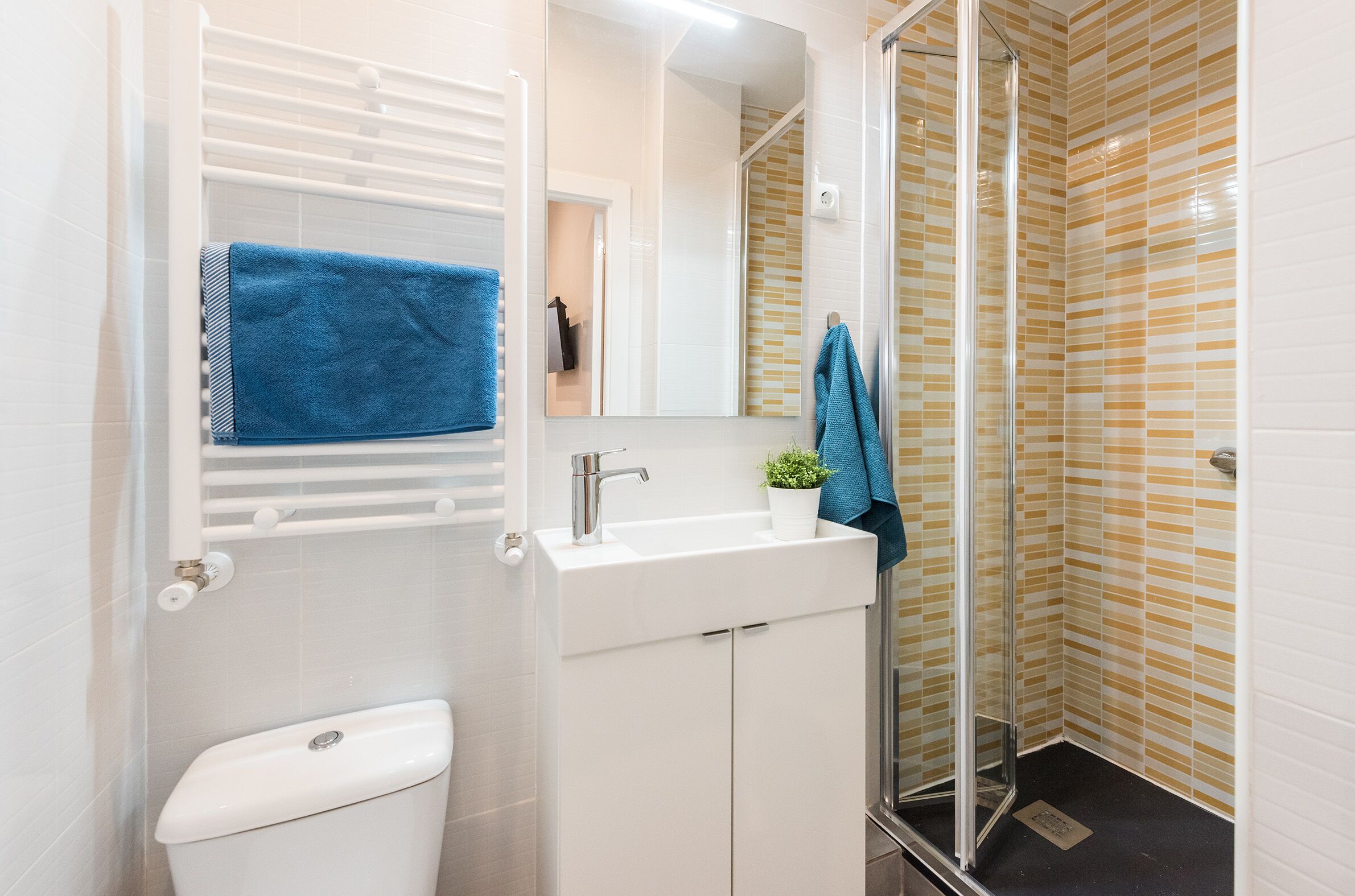 Céntrico apartamento en Malasaña con 3 Hab/3 baños y WiFi gratis