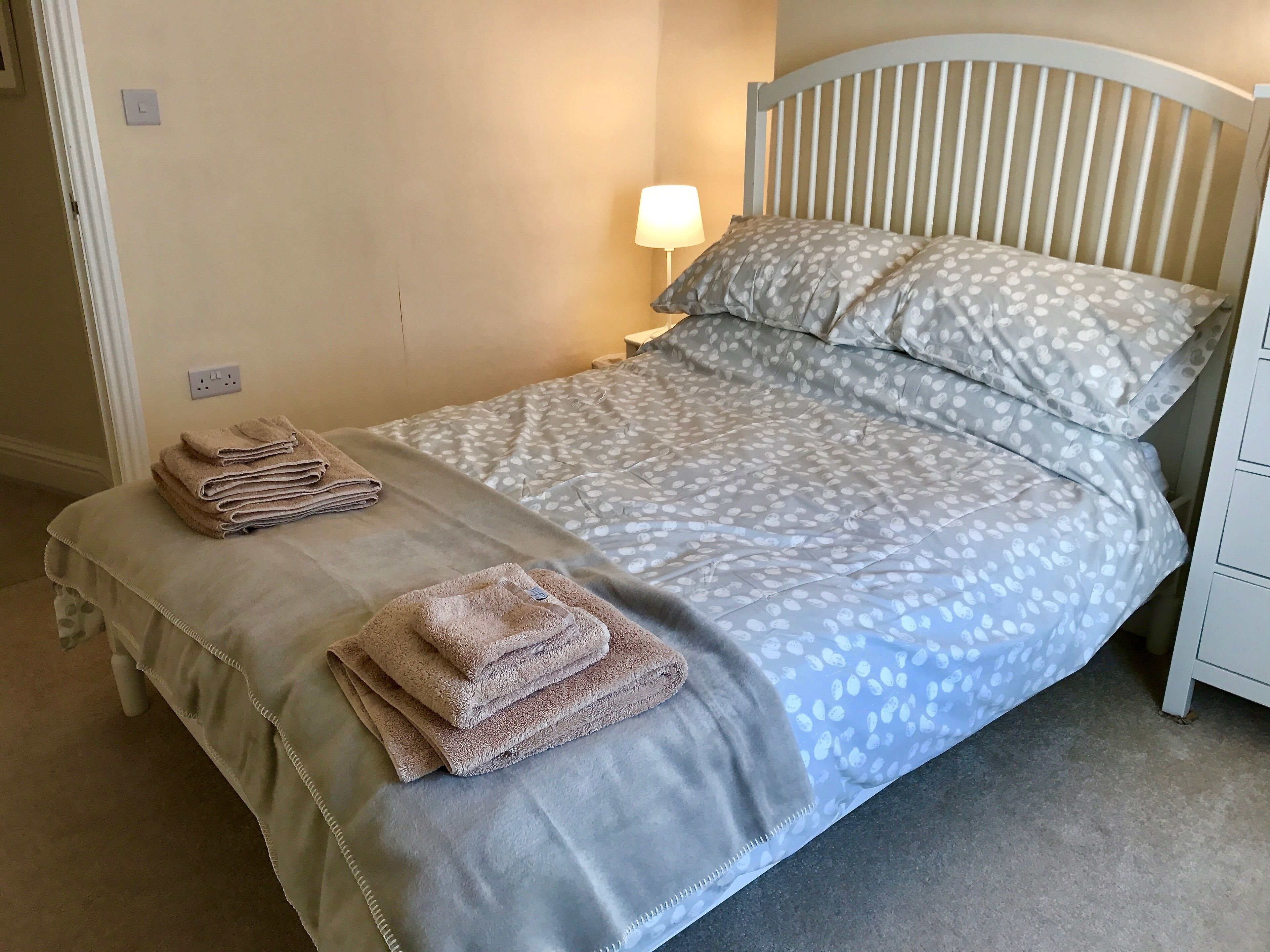 2 間睡房、熨斗/熨衫板、Wi-Fi、床單