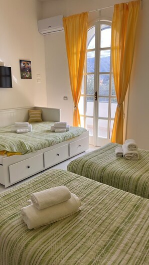 3 chambres, fer et planche Ă repasser, Wi-Fi, draps fournis