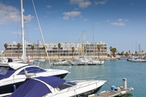 Marina - Apartment With Large Terrace Overlooking The Boats (Lagos)