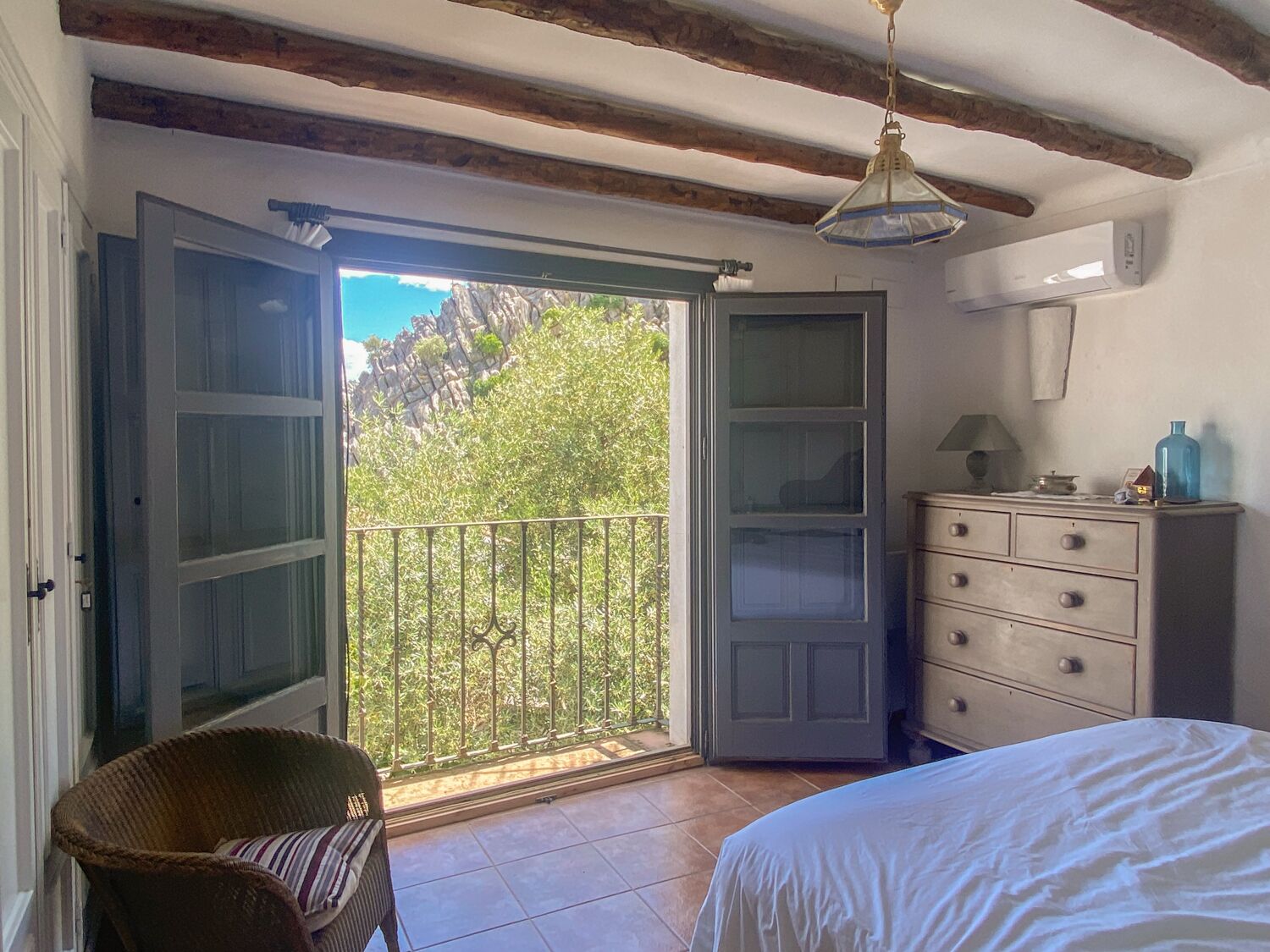 3 chambres, fer et planche à repasser, lit parapluie, Wi-Fi gratuit