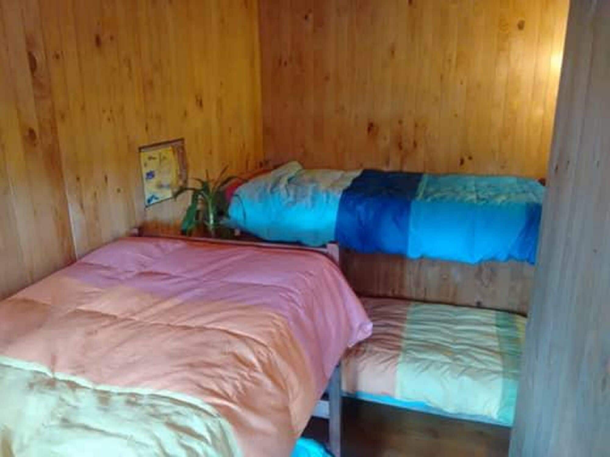Rooms with private bathroom in Centrica Hostel