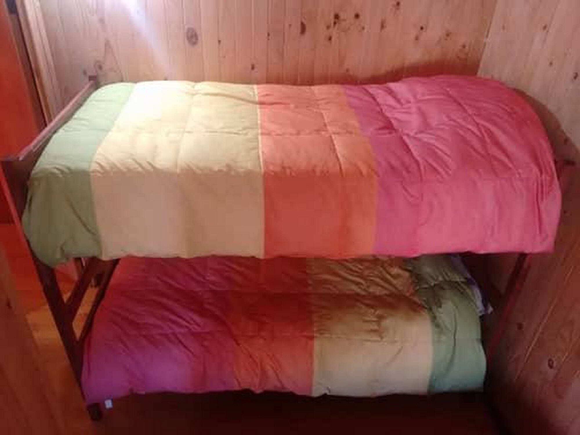 Rooms with private bathroom in Centrica Hostel