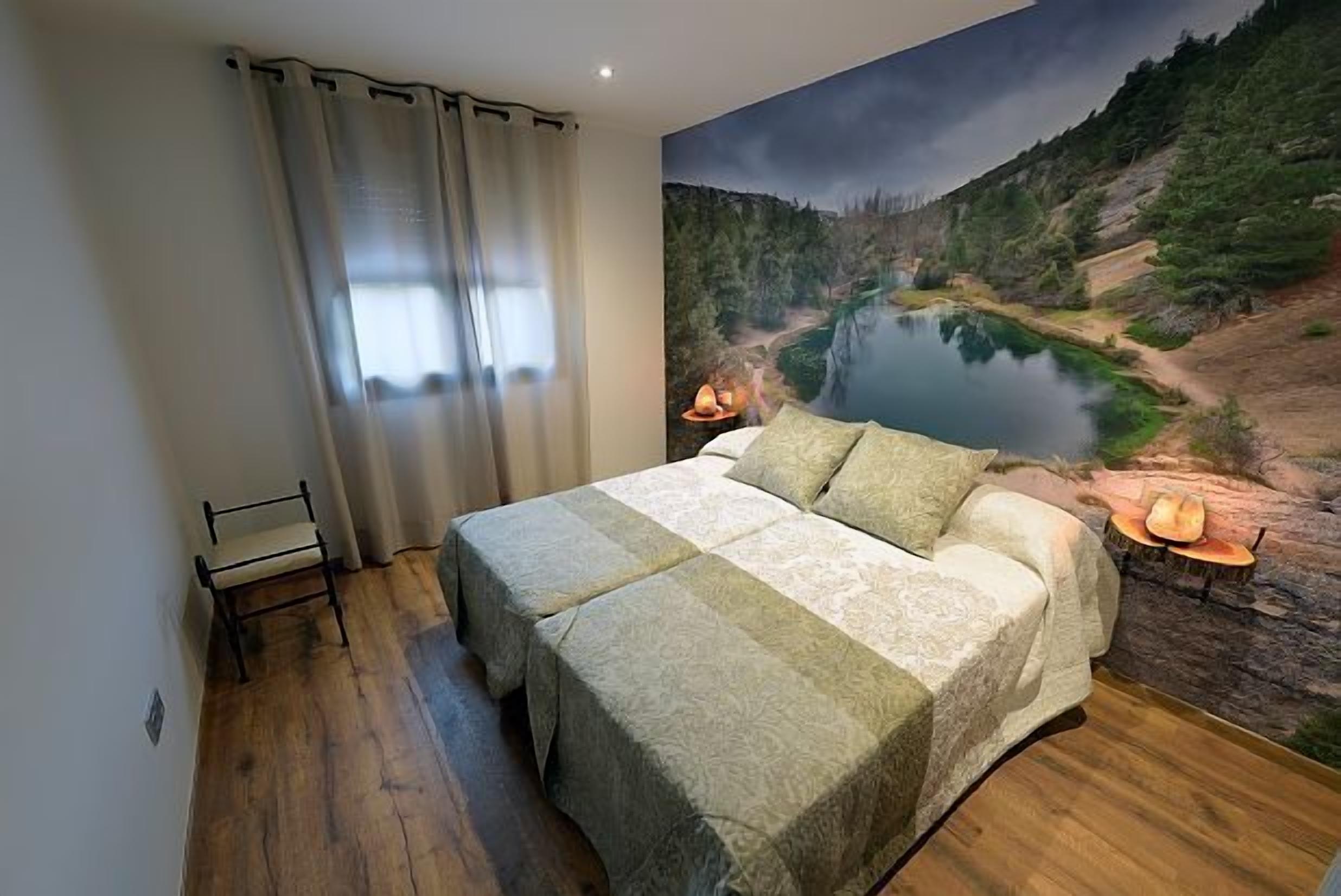 Self catering La Puerta del Rio Lobos for 10 people