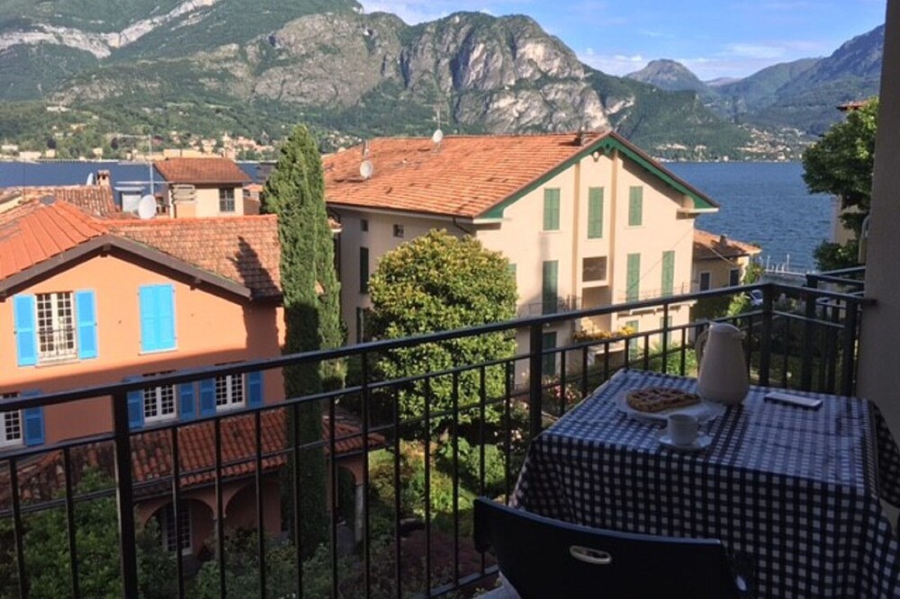 Overlooking and dreaming at Bellagio