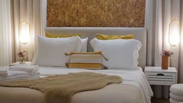 3 bedrooms, iron/ironing board, travel cot, WiFi