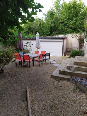 Outdoor dining - House / Villa - POITIERS (Poitiers)