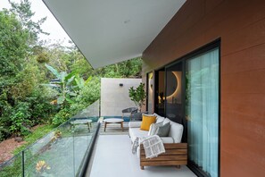 Forest Signature Suite with Plunge Pool | Terrace/patio - Koora Hotel by Sandglass (Monteverde)