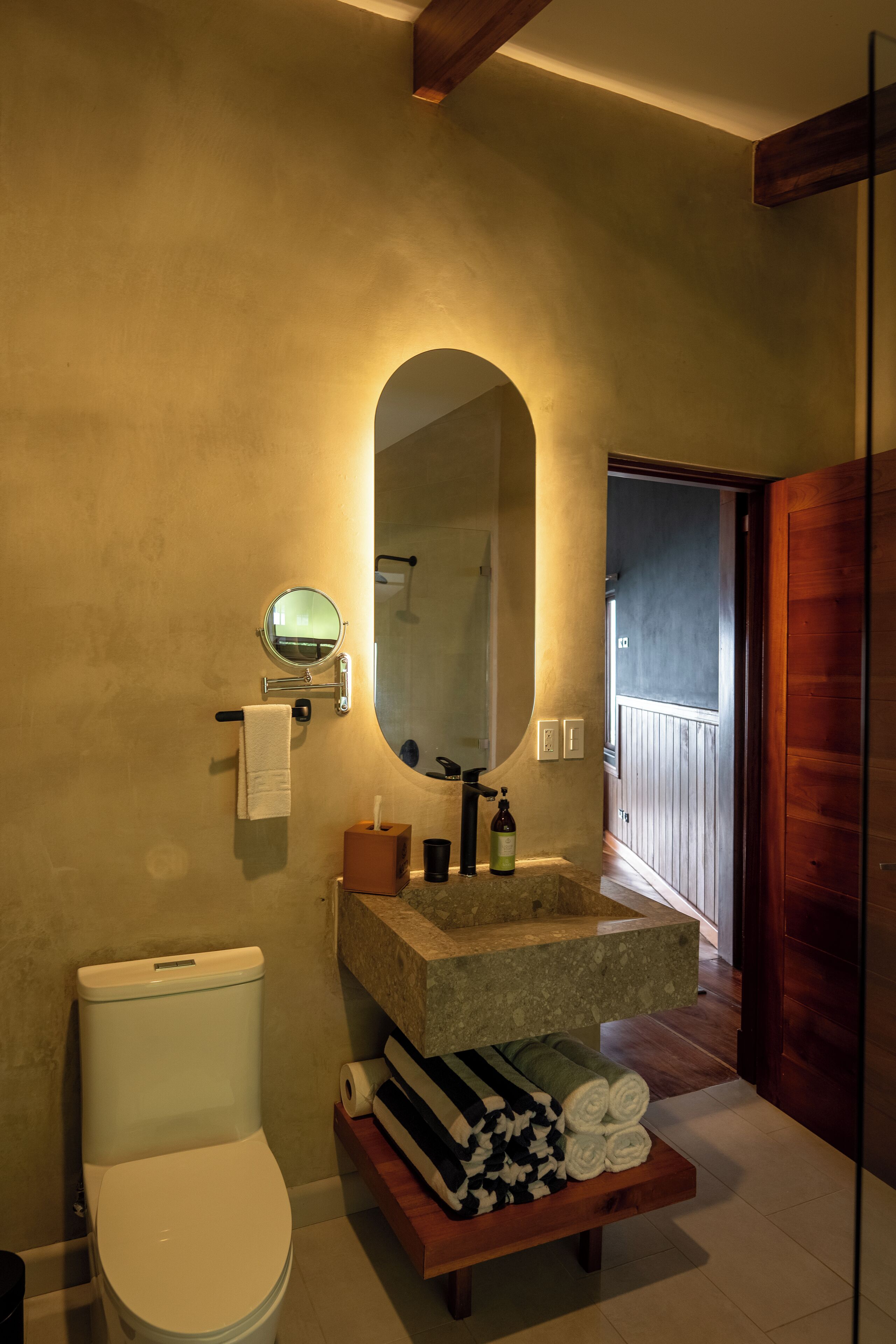 Grand Vista Suite | Bathroom