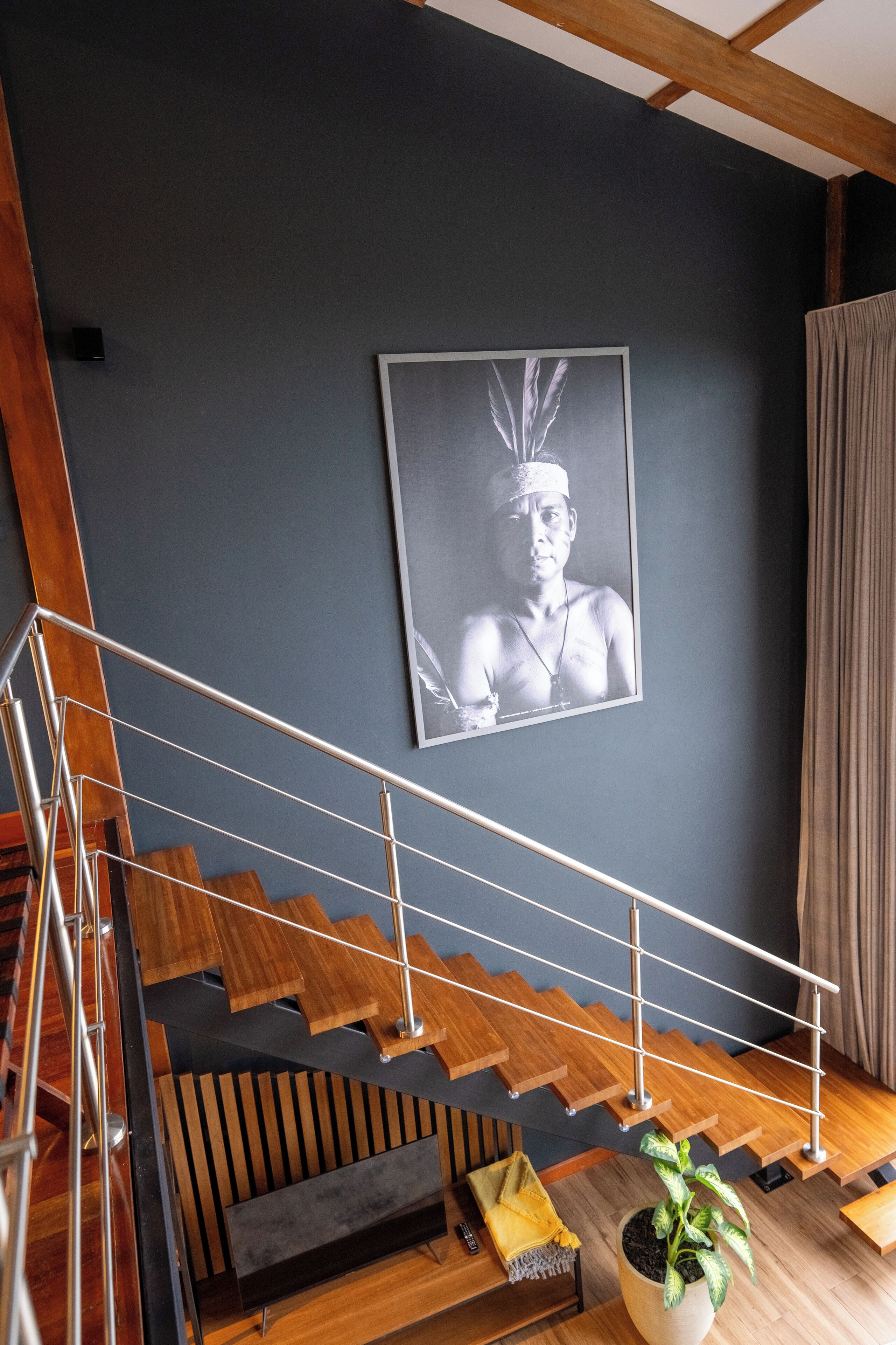 vista junior suite | living area | 32-inch lcd tv with digital channels, netflix, streaming services