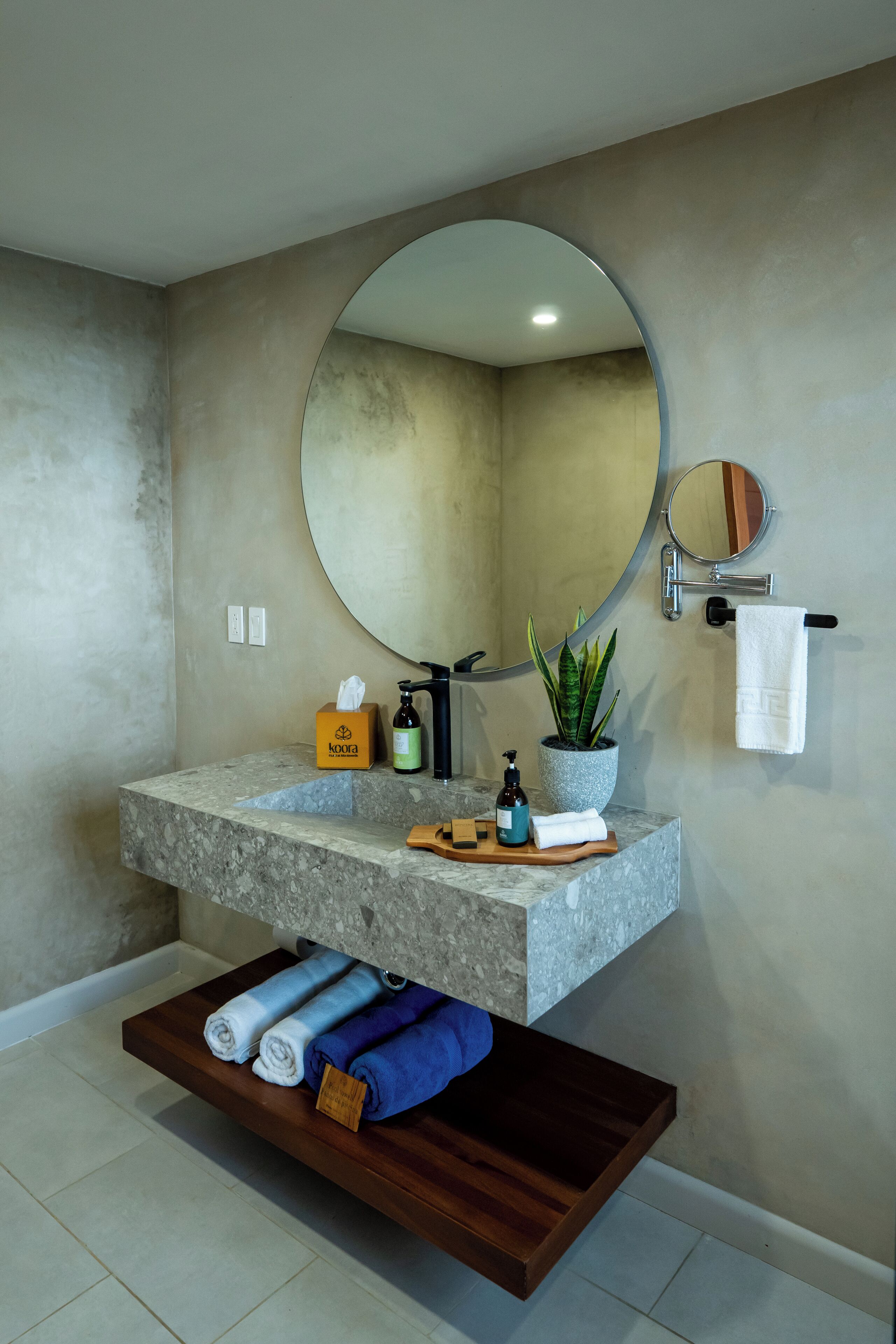 Cloud Forest Bungalow | Baño | Regadera, secadora de cabello, toallas 