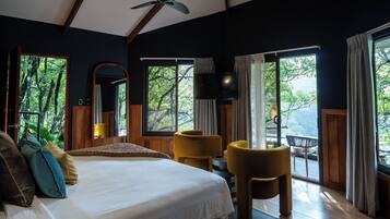 Cloud Forest Bungalow | Premium bedding, minibar, in-room safe, blackout drapes