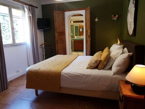 3 bedrooms, iron/ironing board, WiFi, bed sheets - House / Villa - PORTO-VECCHIO (Figari)