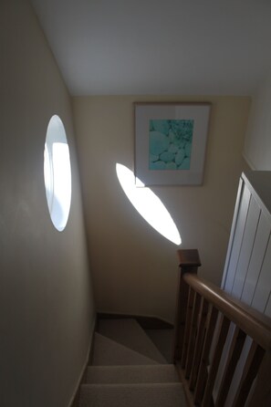 Interior - The Lookout - panoramic views; log fire; ONE-dog-friendly, local beaches. (Kingston)
