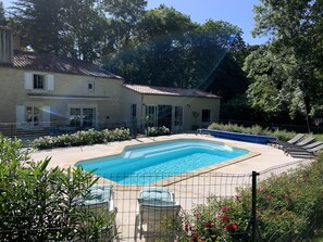 Piscine extérieure, piscine chauffée