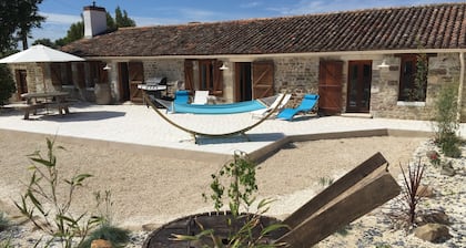 Historic Stone Built 4 Bedroom Farmhouse. Close to beaches and adventure parks.