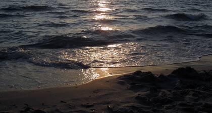 Talo on suora yhteys merelle - Porto Pino