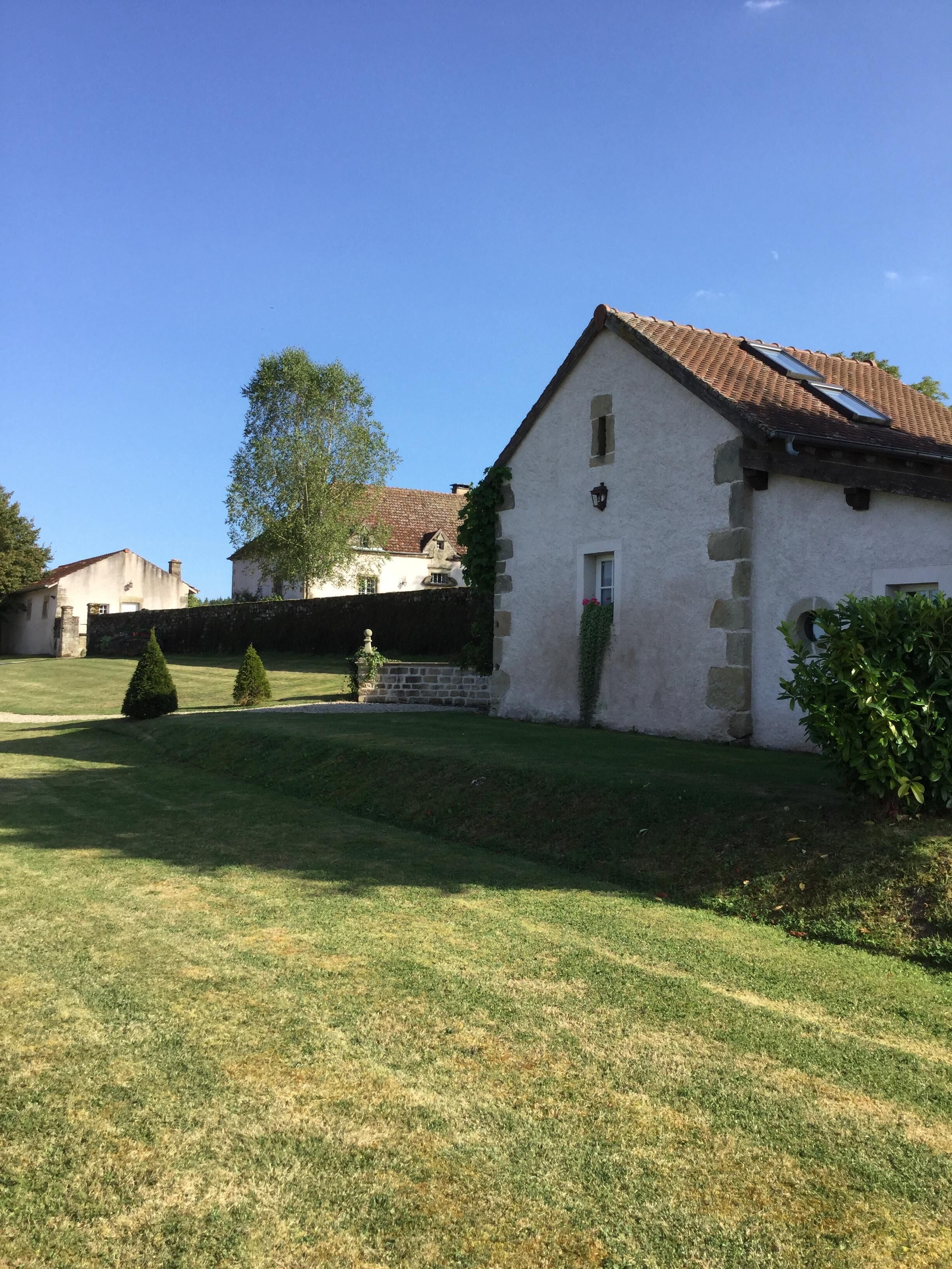 Pretty charming outbuilding