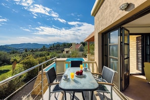 Outdoor dining - Aegean Blue Villas - Athena Villa (Kalathos)